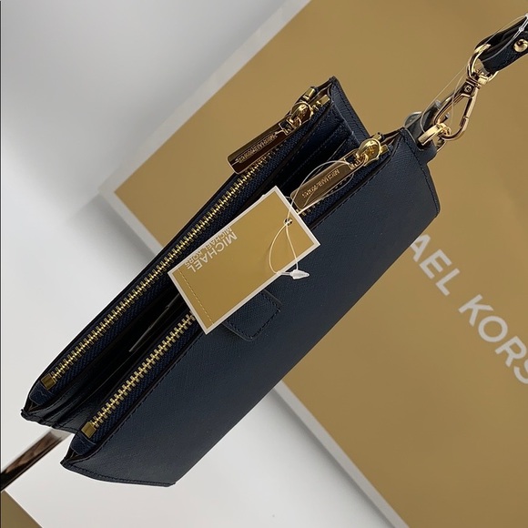 MICHAEL KORS LG DOUBLE ZIP WRISTLET NAVY - Picture 6 of 16